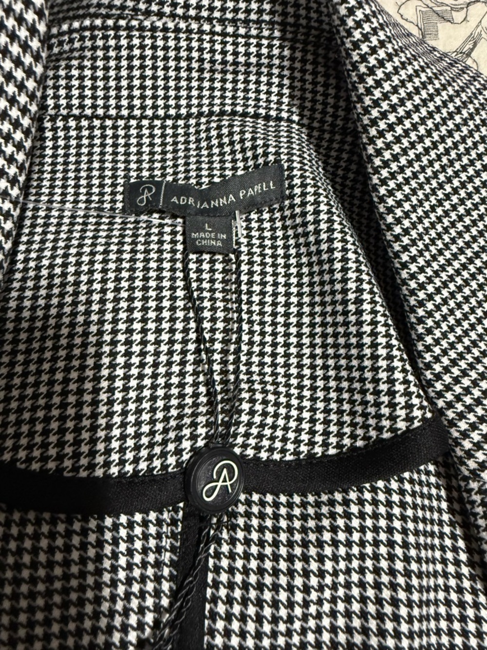 Adrianna Papell Black and White Houndstooth Jacket - Picture 8 of 8